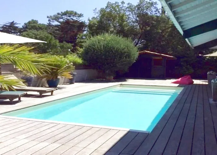 Charme Splendide House Pool Relaxx * Леж-Кап-Ферре